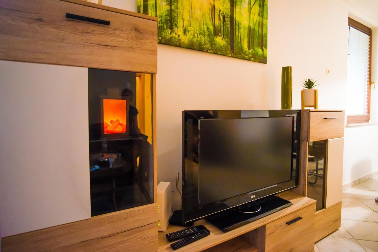 Apartment Veninsek Luce ภายนอก รูปภาพ