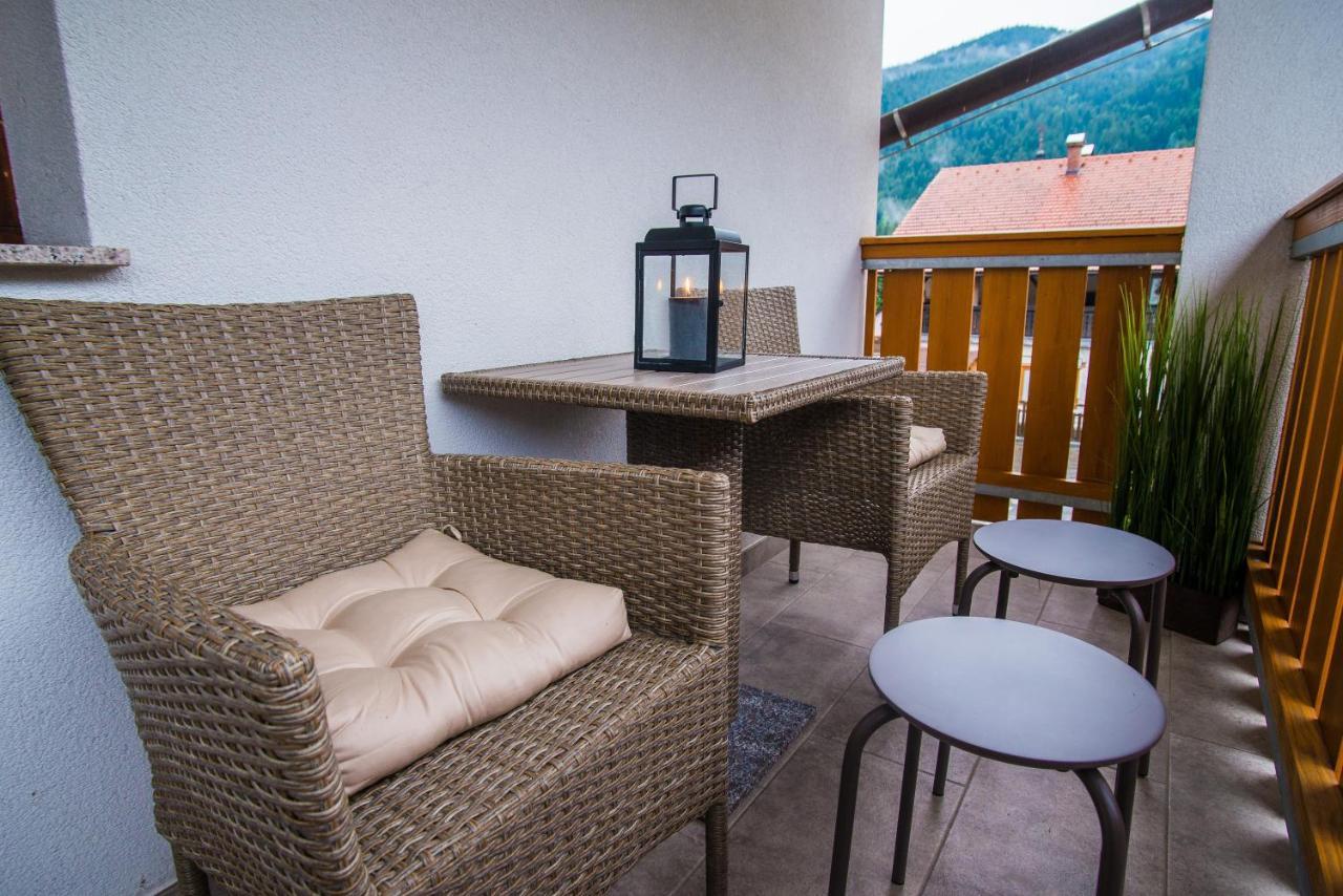 Apartment Veninsek Luce ภายนอก รูปภาพ